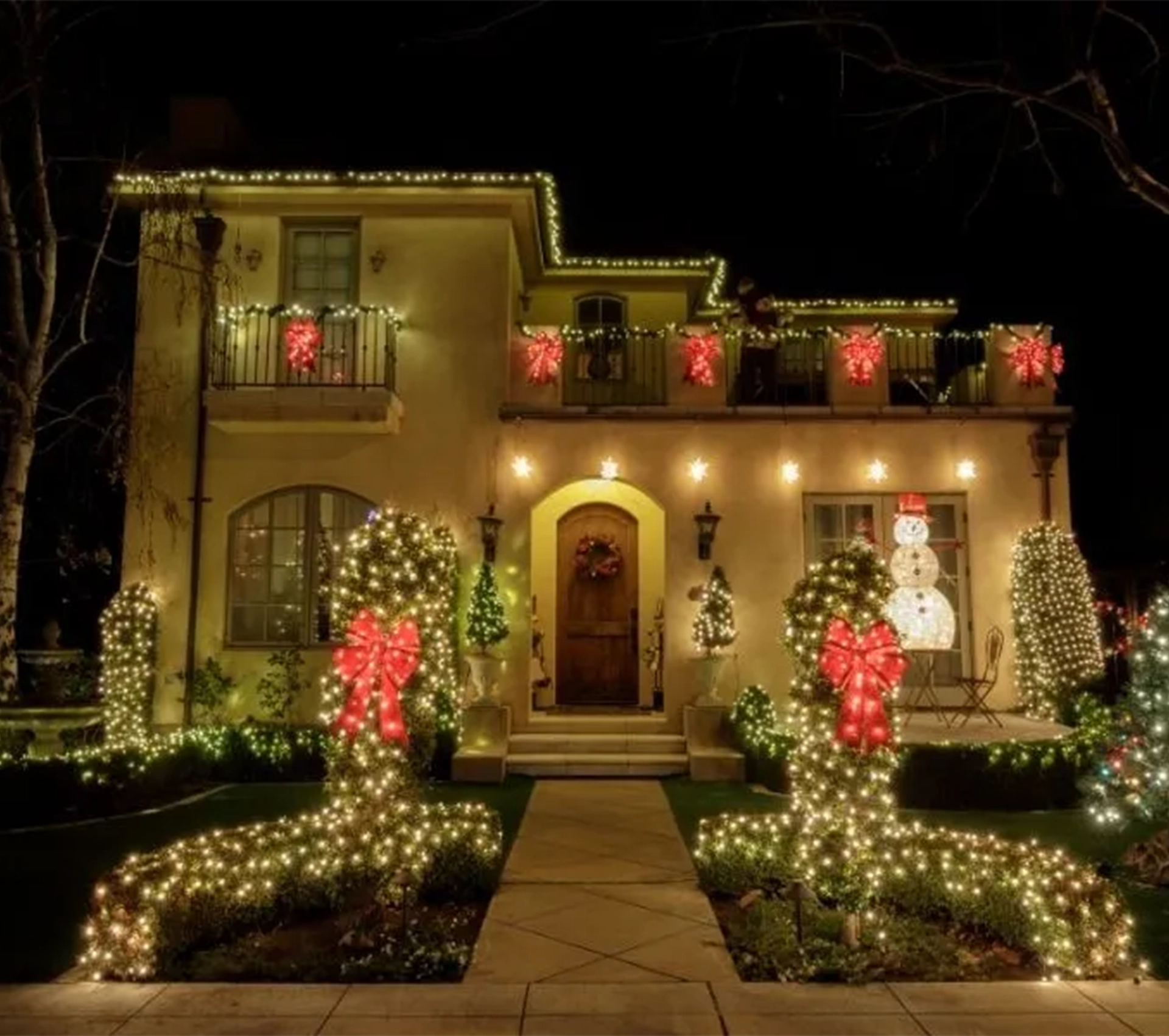 Christmas Lighting Hang My Christmas Lights Minneapolis, MN